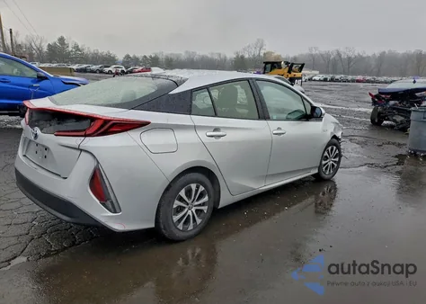 2022 Toyota Prius Prime Le from USA, damaged, VIN JTDKAMFP8N3222826